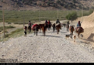 زنگ کوچ پاییزه عشایر اندیکا به صدا درآمد