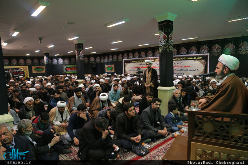 مراسم عزاداری حضرت زهرا(س) در مدرسه علمیه با حضور سید علی خمینی