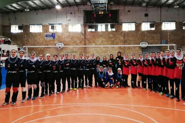 تیم یزد قهرمان مسابقات والیبال امید دسته سه  دختران کشور شد