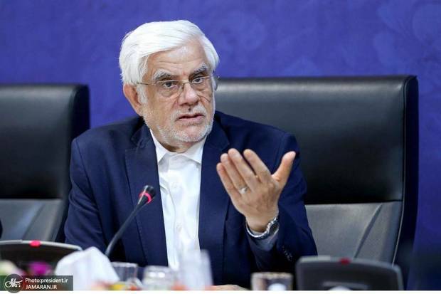 عارف: باید از تجارب علمی و فناوری سایر کشورها استفاده کرد/ مرکز همکاری‌های تحول و پیشرفت اتاق فکر دولت است/ این مرکز باید با توجه به نیاز کشور فعالیت‌های خود را در زمینه دارویی و فناوری و به ویژه هوش مصنوعی به عنوان یک اولویت اصلی کشور متمرکز کند