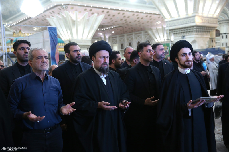 مراسم شب بیست و یکم ماه رمضان در حرم حضرت امام خمینی (س) 2