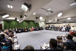  دیدار شرکت‌کنندگان در سیزدهمین کنفرانس اتحادیه بین‌المجالس سازمان همکاری اسلامی با رهبر معظم انقلاب