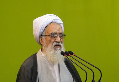 خطیب نماز جمعه تهران: خرید کالاهای داخلی باید از مسئولین شروع شود