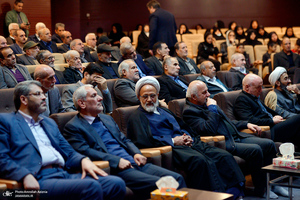 کنگره بزرگداشت شهدای سنگرسازان بی سنگر استان تهران در حرم امام خمینی (س)