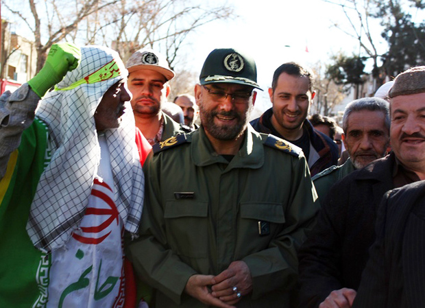 کردستانی ها با حضور در راهپیمایی علاقه خود به انقلاب را نشان دادند