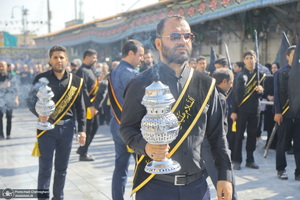 دسته عزاداری خادمین حرم مطهر حضرت معصومه (س) در سالروز شهادت امام رضا (ع)