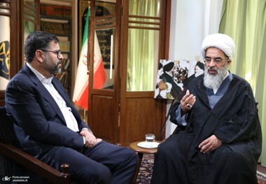 آیت‌الله فاضل لنکرانی: آقای خاتمی واقعا برای علما و مراجع احترام قائل بود، درست نقطه مقابل احمدی‌نژاد که اصلا ذره‌ای به روحانیت و مرجعیت اعتقاد نداشت و ندارد!