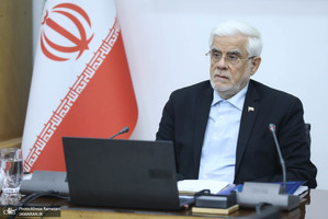 جلسه شورای جهاد دانشگاهی با حضور محمدرضا عارف