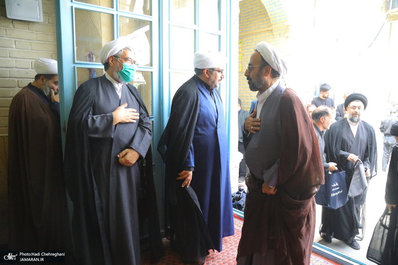 مراسم تشییع و خاکسپاری آیت الله حسن صانعی (ره) در قم