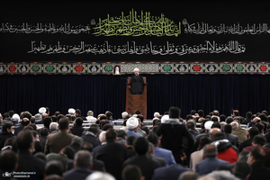 اولین شب مراسم عزاداری حضرت فاطمه‌ زهرا (س) در حسینیه امام خمینی