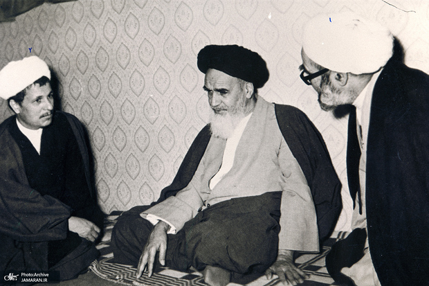 چه کسی بعد از آیت الله طالقانی امام جمعه تهران شد؟