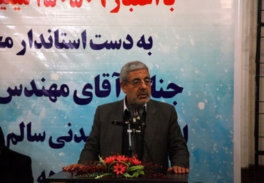 محرومیت‌زدایی از دستاوردهای ملموس انقلاب است