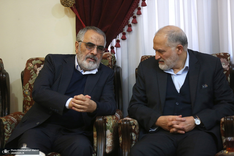 تجدید میثاق رئیس و جمعی از اعضای مجمع تشخیص مصلحت نظام با آرمان‌های امام خمینی (س)-2