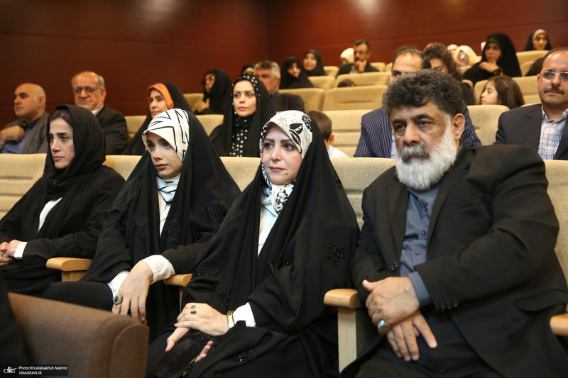 جشن میلاد امام رضا (ع) در حرم امام خمینی (س)