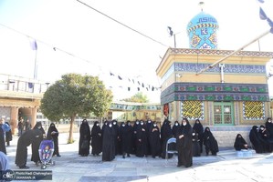 مزار آیت الله العظمی صانعی(ره) در اولین پنج شنبه رحلت ایشان