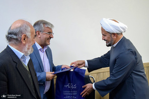 نشست هم اندیشی معاونین پژوهشی ادوار موسسه تنظیم و نشر آثار امام خمینی(س) 