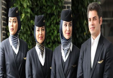 از مهماندار هواپیما چه چیزهایی را بخواهیم و چه چیزی را نه؟