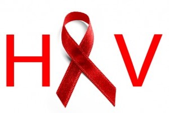 چه کسانی در معرض ابتلا به HIV هستند؟
