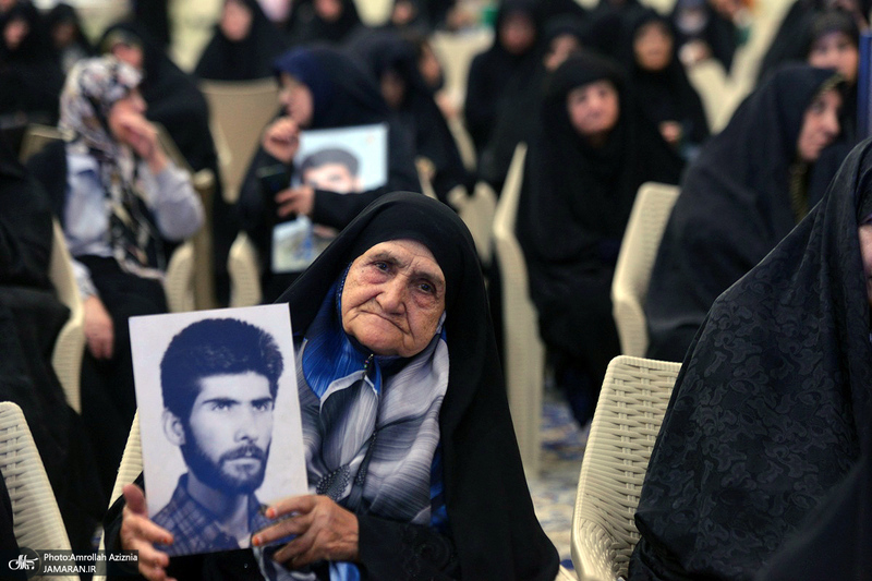 تجدید میثاق خانواده معظم شهدای سازمان حفاظت اطلاعات سپاه با آرمان های حضرت امام خمینی (س)