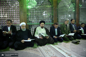 تجدید میثاق رییس جمهور و اعضای هیات دولت با آرمان های امام خمینی(س)