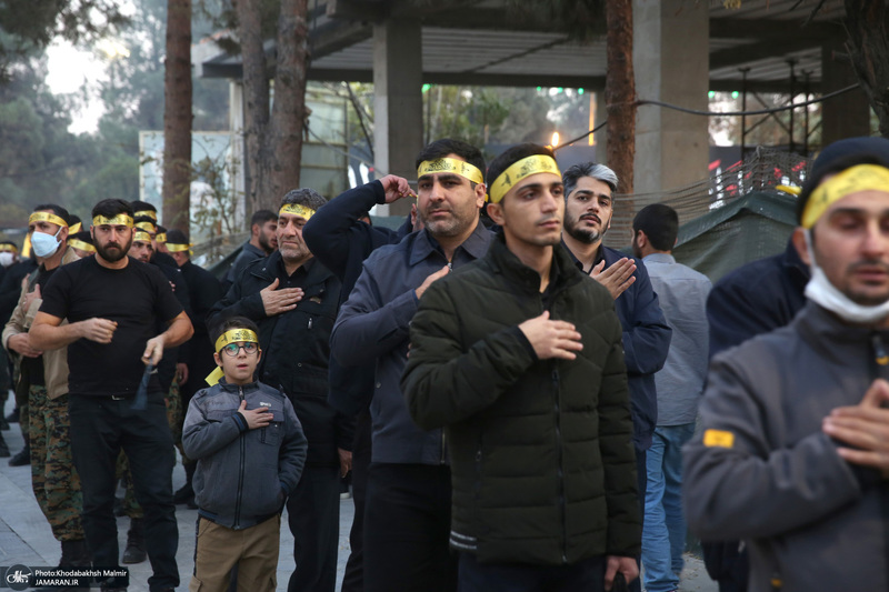 مراسم عزاداری شب شهادت حضرت زهرا(س) در حرم امام خمینی(ره) برگزار شد