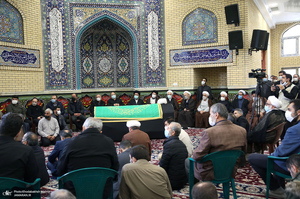 مراسم تشییع پیکر آیت الله ری شهری (ره) از حسینیه کوثر (س)