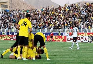 فجر سپاسی با ملوان و قشقایی به مصاف صدرنشین می رود