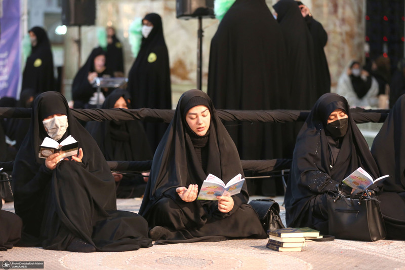 مراسم احیای شب بیست و یکم ماه رمضان در حرم مطهر امام خمینی (س)