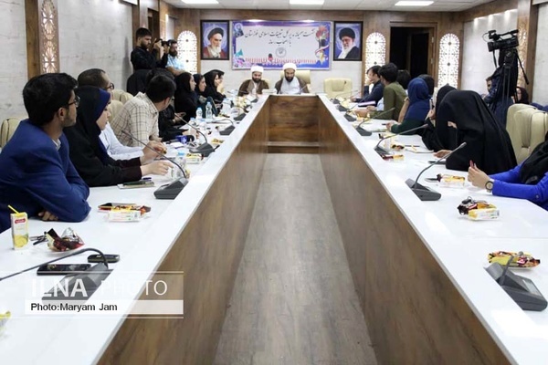 خبرنگار می‌تواند ضریب امنیت یک کشور را ارتقاء دهد  رتبه اول خوزستان در تاسیس مدارس صدرا
