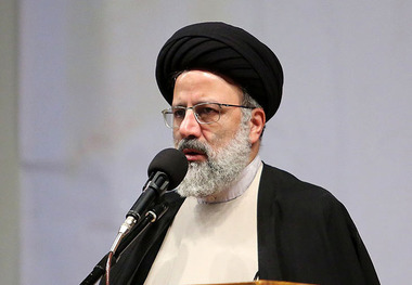 معتکف در برابر هجمه های فرهنگی مغلوب نمی شود