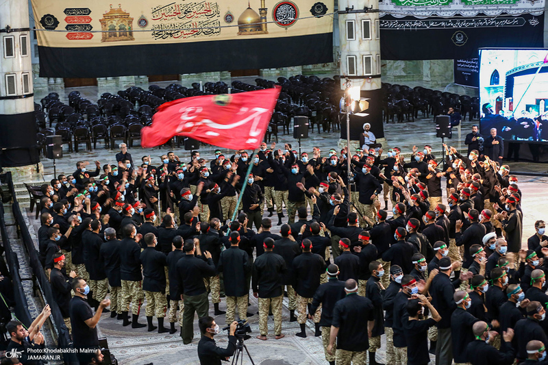 مراسم عزاداری شب عاشورای حسینی (ع) در حرم امام خمینی (س)