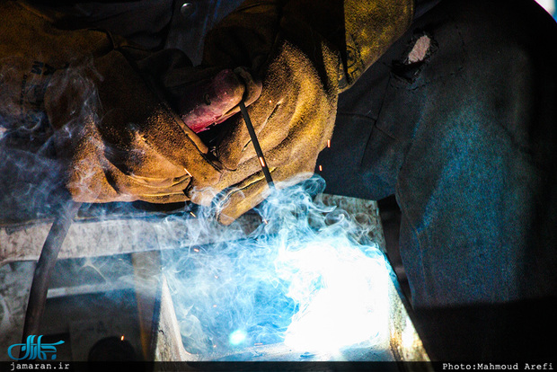 مشکلات کارگران در دوران کرونا چیست؟/ چرا کارگران طبق پروتکل های بهداشتی شیفتی نمی شوند؟