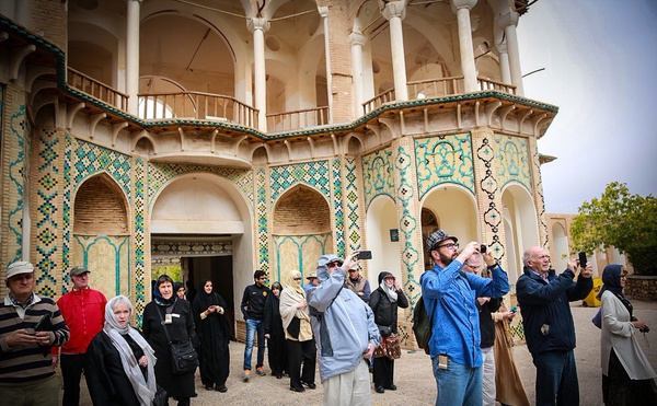 شمار گردشگران خارجی کرمان به مرز 40 هزار نفر رسید