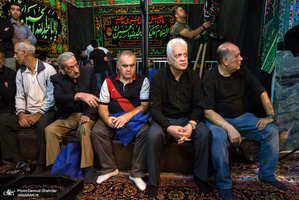 مراسم عزاداری شب شهادت حضرت رقیه(س) و تشییع پیکر پاک شهید تازه تفحص در تکیه دربند