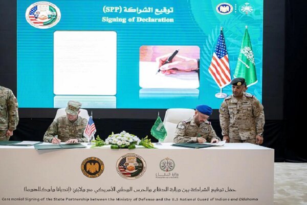 امضای توافقنامه شراکت نظامی میان عربستان و آمریکا