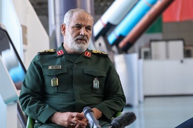 مشاور فرمانده هوافضای سپاه: هر قدر لازم باشد موشک می‌زنیم تا دشمن ادب شود/ امکان تداوم عملیات با نرخ فعلی برای چندین سال وجود دارد