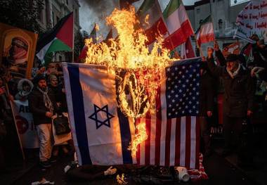 تظاهرات هزاران نفری در استانبول ترکیه برای حمایت از ایران + عکسها