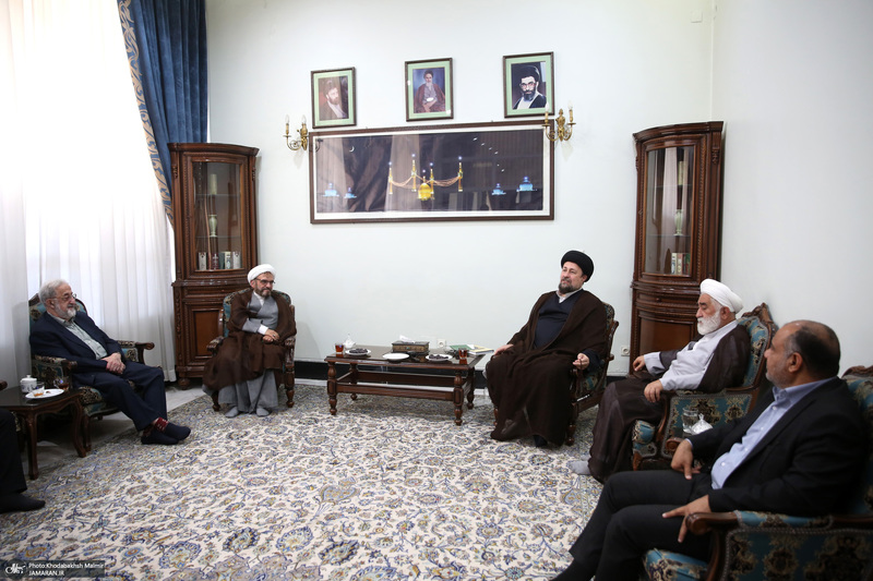 دیدار مدیر و معاونین روزنامه اطلاعات با سید حسن خمینی