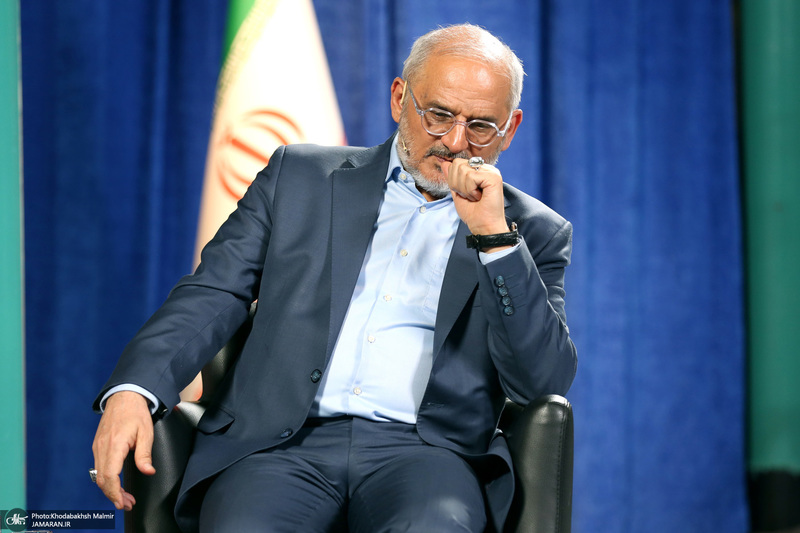 گفتگو حضور با حاجی میرزایی رئیس دفتر رئیس جمهور در حسینیه جماران