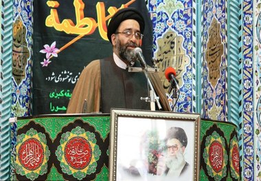 امام جمعه موقت ورامین: شهدا الگوی بی بدیل جوانان ایران اسلامی هستند