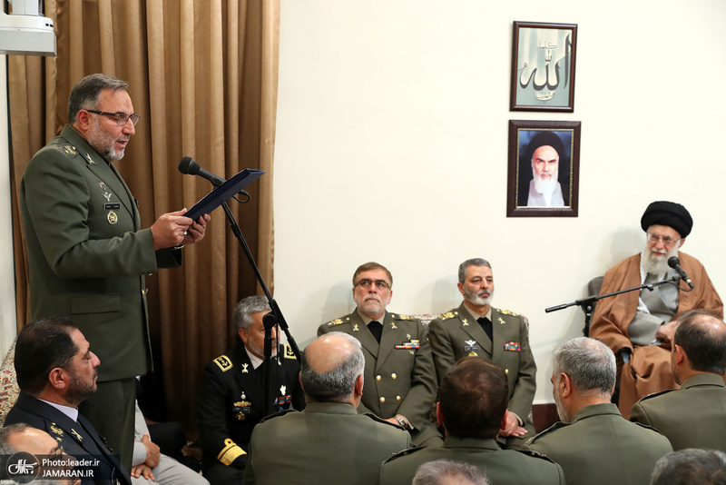 دیدار فرماندهان ارشد ارتش و جمعی از فرماندهان و کارکنان نیروی زمینی با فرمانده کل قوا