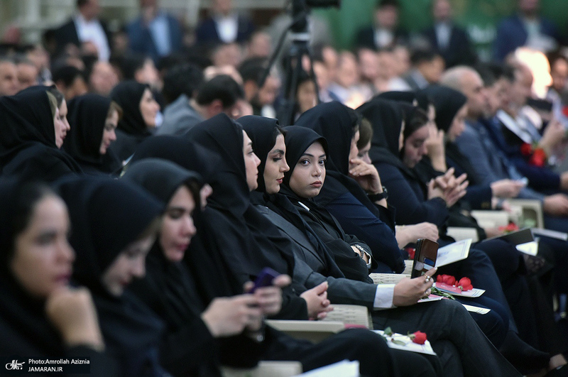 مراسم تحلیف کارآموزان وکالت در حرم امام خمینی (س)