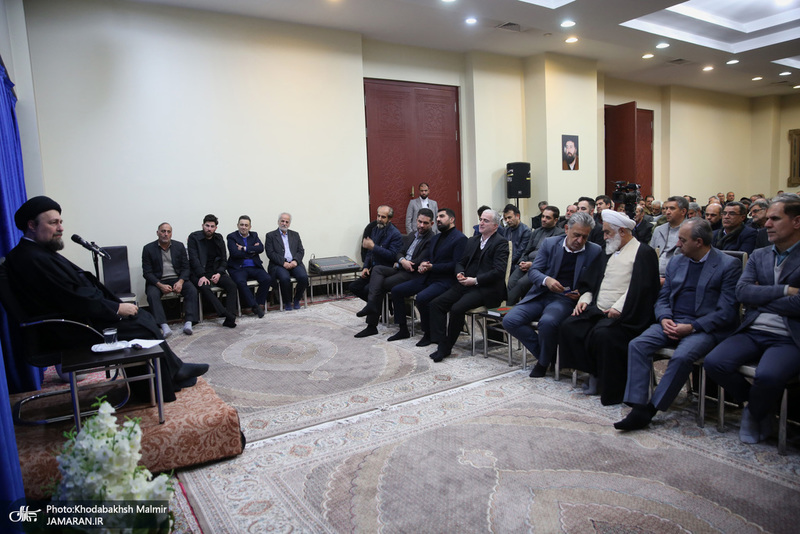 دیدار  رئیس و جمعی از اعضای اتاق اصناف تهران‌ با سید حسن خمینی