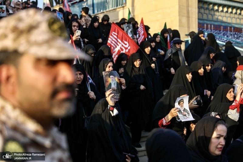 مراسم وداع با پیکر رهبر شهید