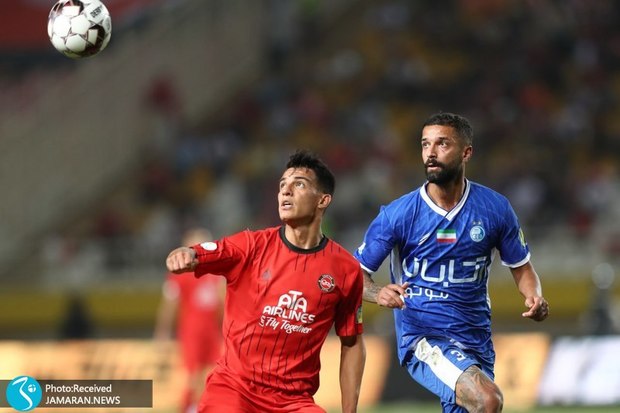 مدافع استقلال همچنان به دنبال معافیت