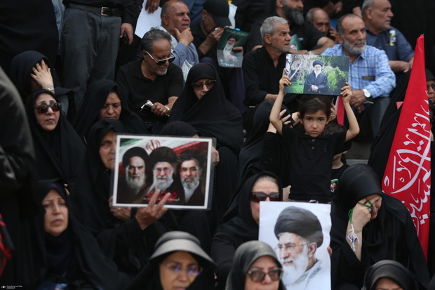 شبکه آمریکایی: فریاد انتقام درمراسم وداع با آیت‌الله خامنه‌ای طنین انداز شد
