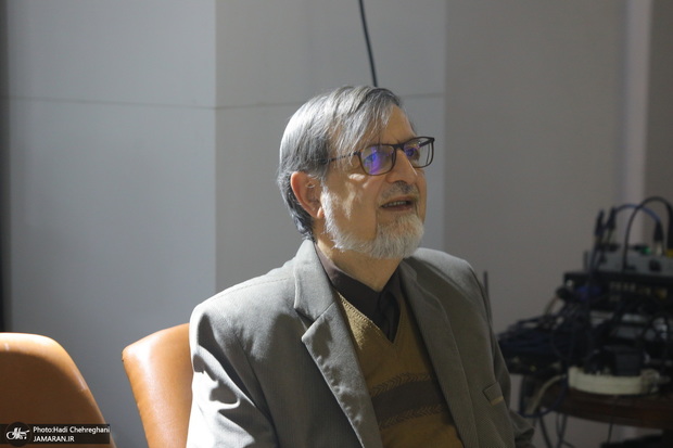 محمدرضا بهشتی: رویکردهای شعاری پاسخگوی بحران خانواده نیستند/  ۵۰ درصد از افراد مجرد بالای ۳۰ سال، موفقیت شغلی را بر روابط خانوادگی ترجیح می‌دهند/  ۶.۱ درصد خانوارها در ایران، تک‌ نفره هستند