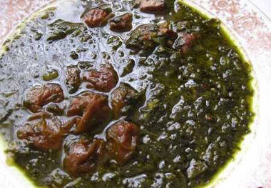 طرز تهیه خورش آلو اسفناج به روش ساده