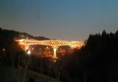 چرا پل طبیعت تهران نارنجی شد؟ + عکس