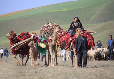 کوچ پاییزه عشایر شهرستان ری آغاز شد